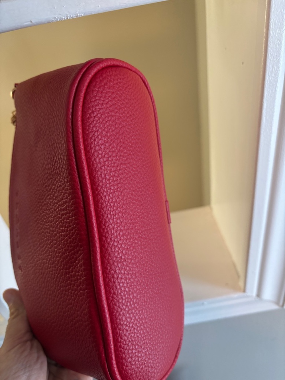 Chic Red Pebbled Leather Cosmetic Pouch with Gold Charm Chain β€οΈβ¨ | Sephora - Picture 6 of 6